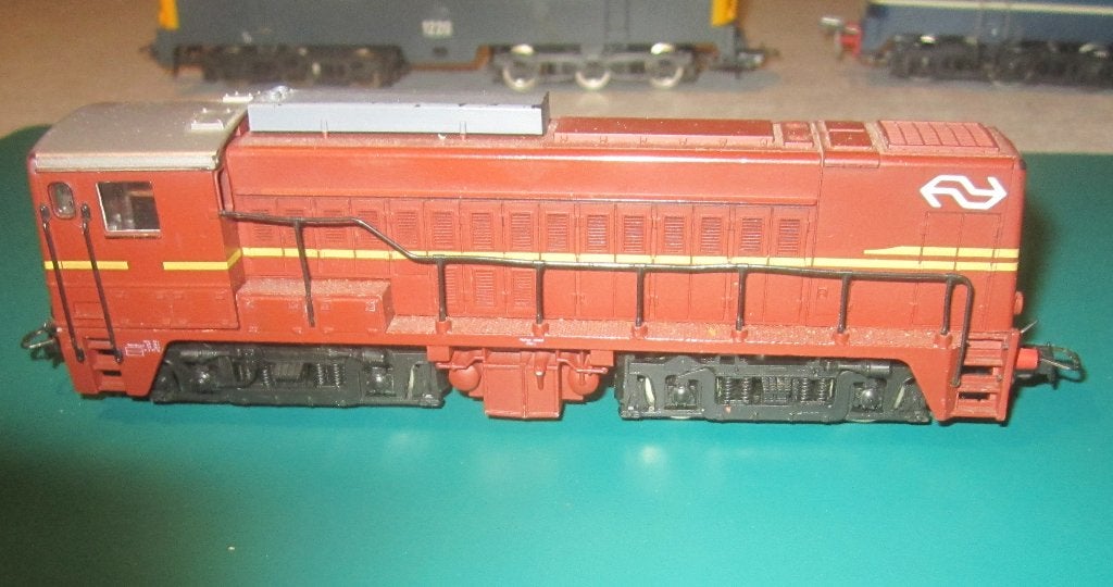 Locomotief NS 2200 Roco, Gebruikt, Analoog, Ophalen of Verzenden, Roco