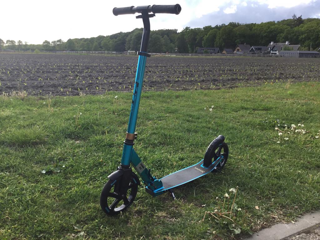 Move step voor kinderen 6-12 jaar, lengte 1.20m - 1.50m, Fietsen en Brommers, Steps, Ophalen, Gebruikt, Gewone step