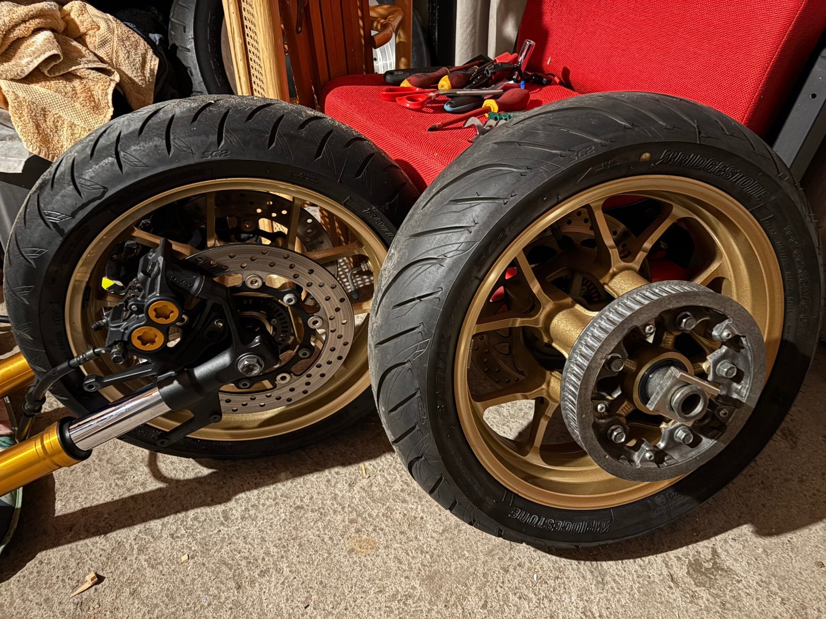 Set velgen wielen Yamaha Tmax 2023 compleet, Ophalen