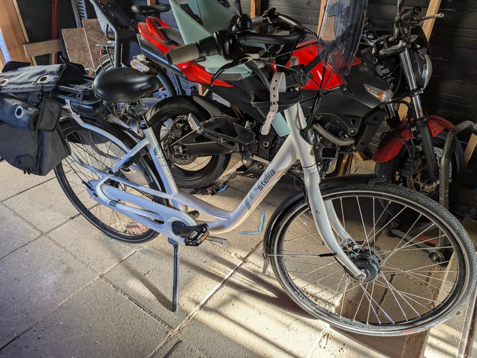 Stella fiore elektrische moederfiets - S (1,62m - 1,73m), Fietsen en Brommers, Fietsen | Dames | Moederfietsen, Gebruikt, 47 tot 50 cm