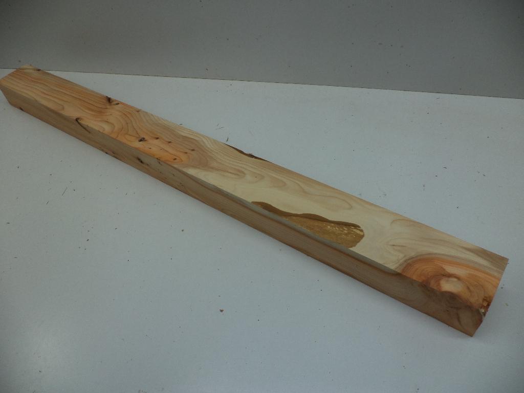 mooie inlands taxus hout balkje met spint draaihout heften, Ophalen of Verzenden, Nieuw