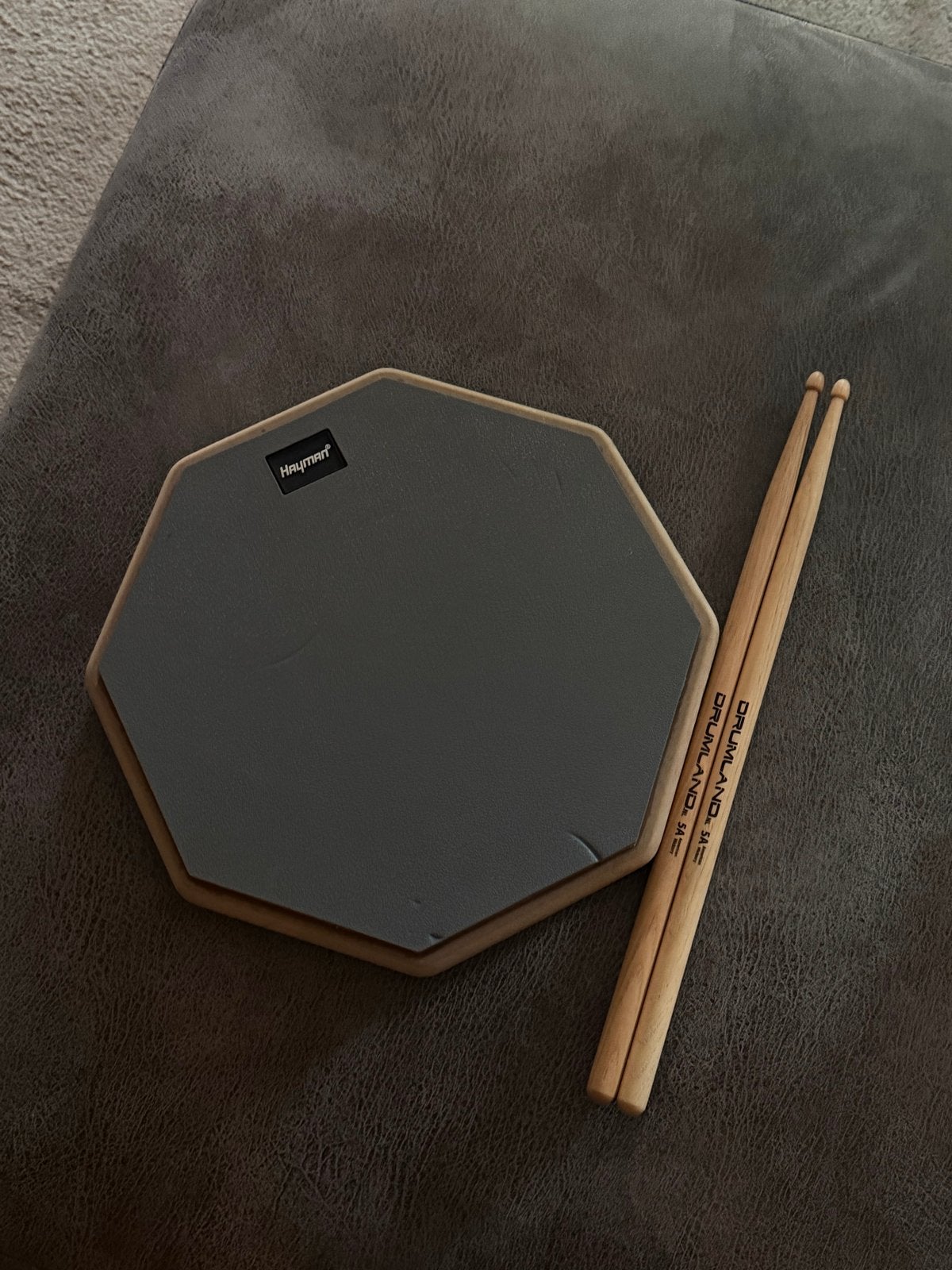 Heyman oefenpad met Drumland drumstokken - Uitstekende staat, Ophalen, Zo goed als nieuw, Overige merken