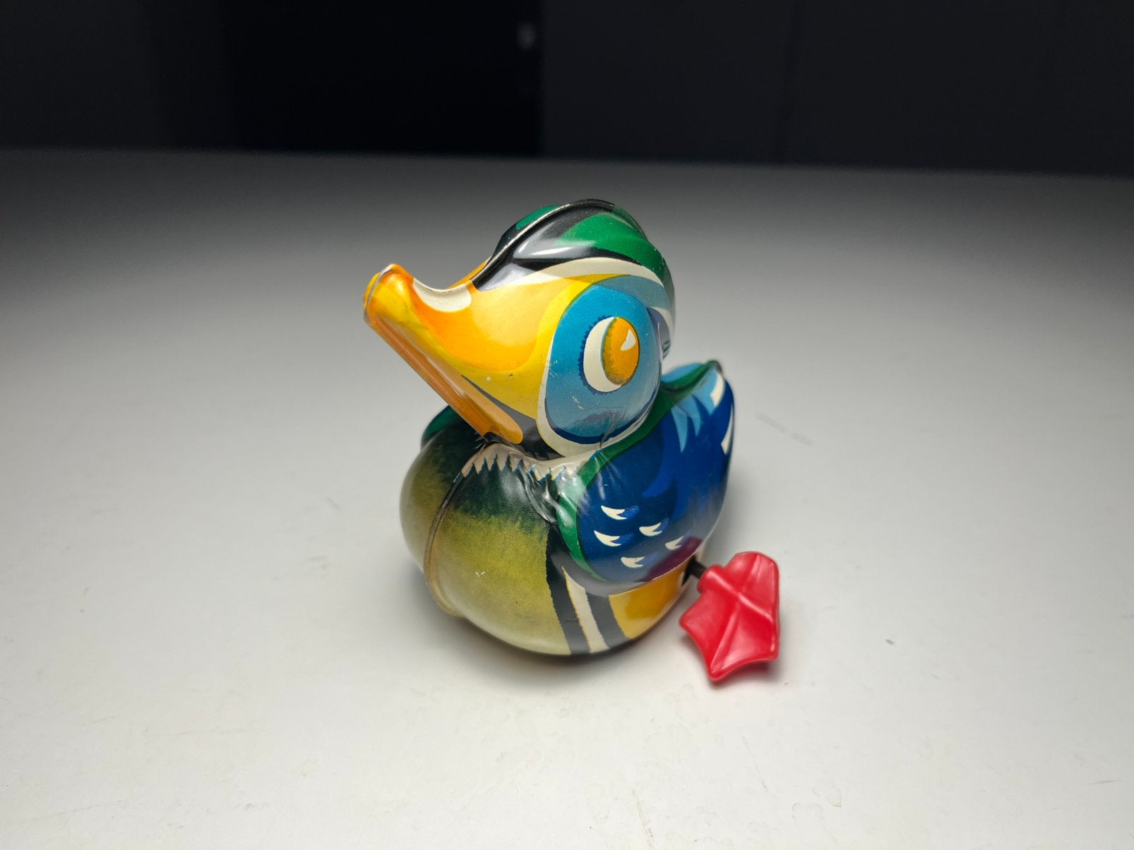 Mama Paak Vintage opwindbare eend, Verzenden