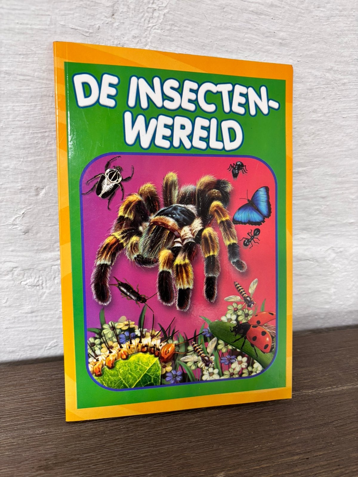 Boekje de insectenwereld, Ophalen of Verzenden, Zo goed als nieuw, Fictie algemeen