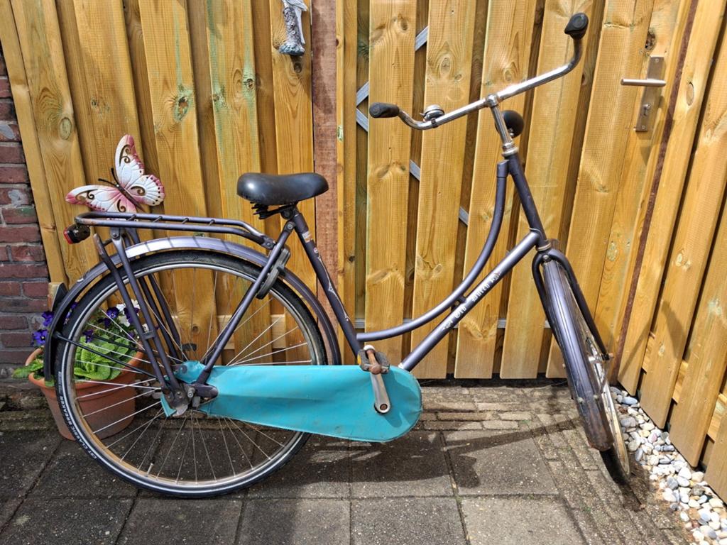Omafiets 28 inch, Fietsen en Brommers, Fietsen | Dames | Omafietsen, 53 tot 56 cm, Ophalen, Gebruikt