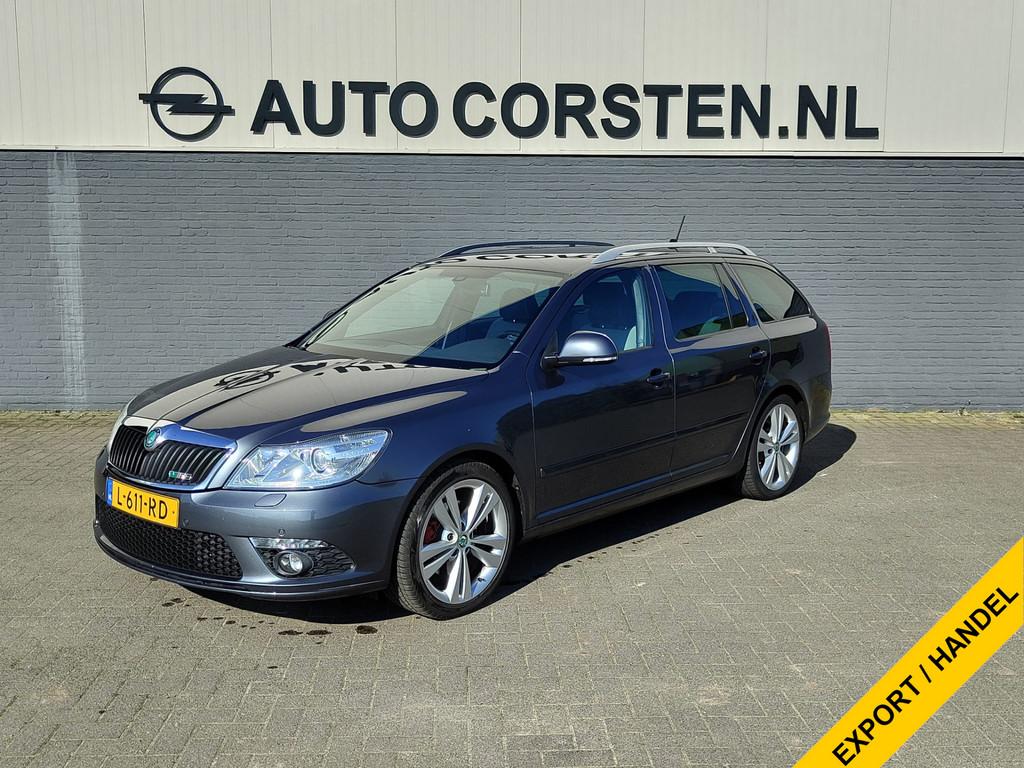 Skoda Octavia Combi 2.0TFSI RS 200PK Trekhaak Ecc Navi* Andr, Euro 5, Zwart, Leder en Stof, Octavia