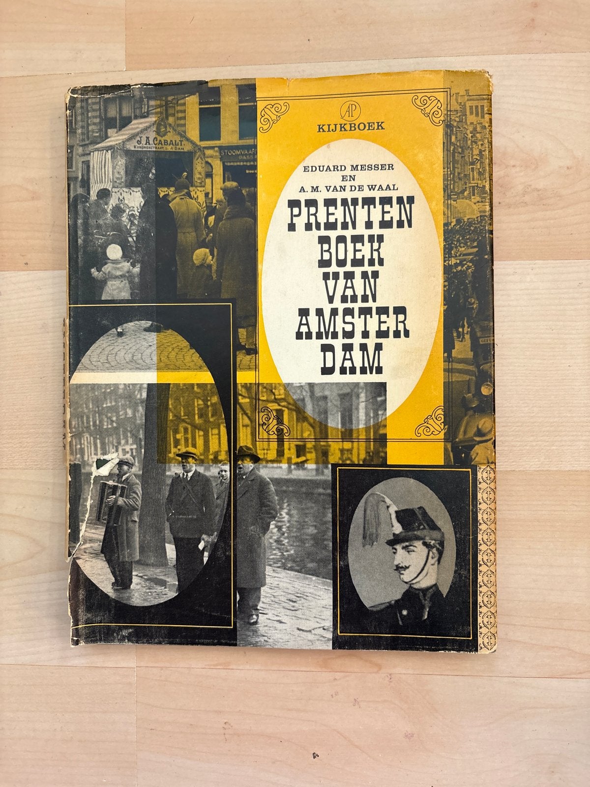 Prentenboek van Amsterdam - Eduard Messer & A.M. van de Waal, Ophalen of Verzenden, Gelezen, Prentenboek