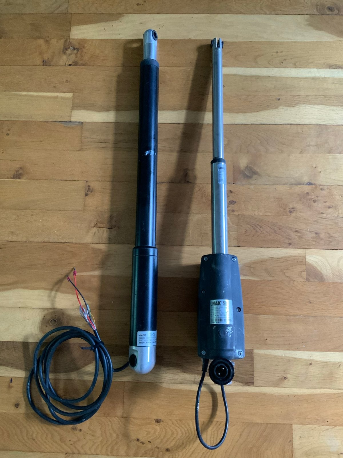 Lineaire cilinders en gasveren (LINAK, CON50), Ophalen of Verzenden, Motor en Techniek