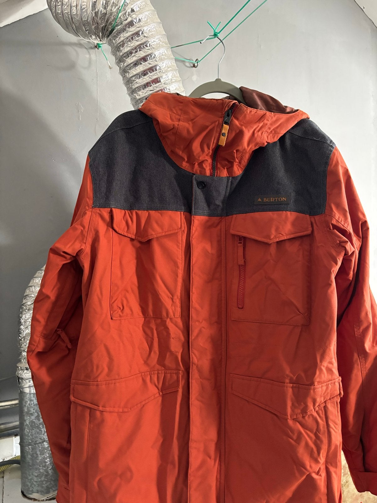 Burton snowboardjas oranje/grijs - Maat M, Kleding | Heren, Ophalen of Verzenden, Zo goed als nieuw, Maat 48/50 (M), Jack
