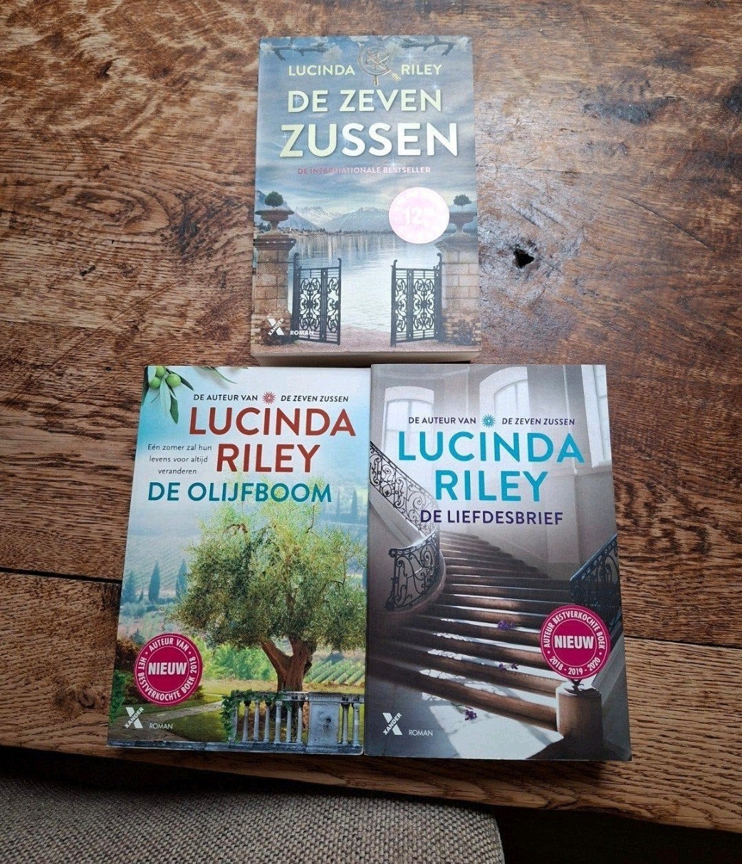 3 boeken Lucinda Riley, Boeken, Ophalen of Verzenden, Zo goed als nieuw, Lucinda Riley