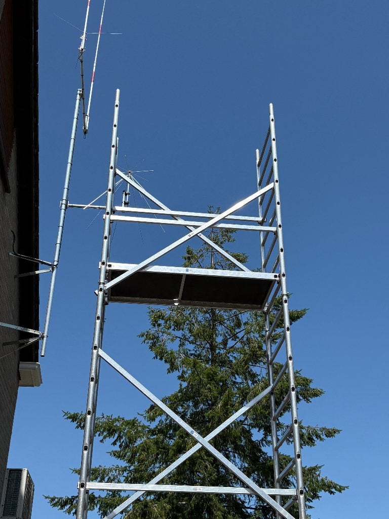 Aangeboden aluminium  rolsteiger compleet, Doe-het-zelf en Verbouw, Steigers, Ophalen, Gebruikt, Rolsteiger of Kamersteiger, 5 meter of hoger