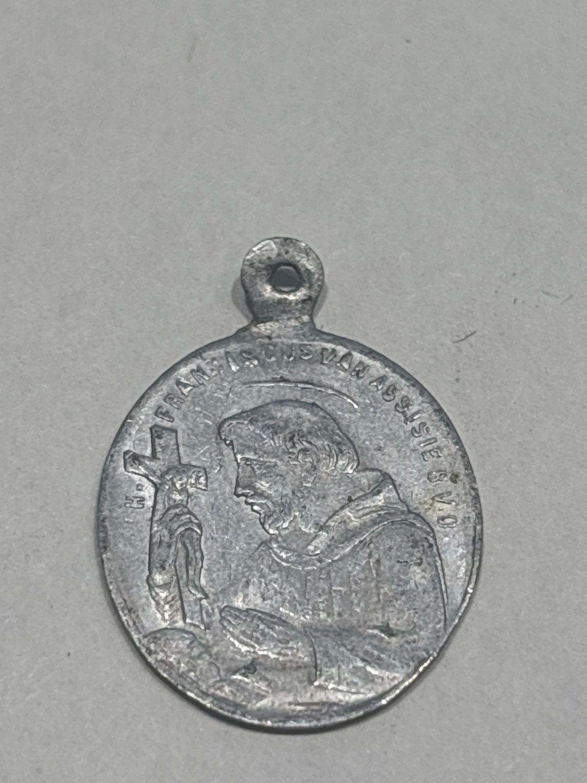 Oude katholieke medaille Sint Franciscus van Assisi &, Ophalen of Verzenden, Gebruikt