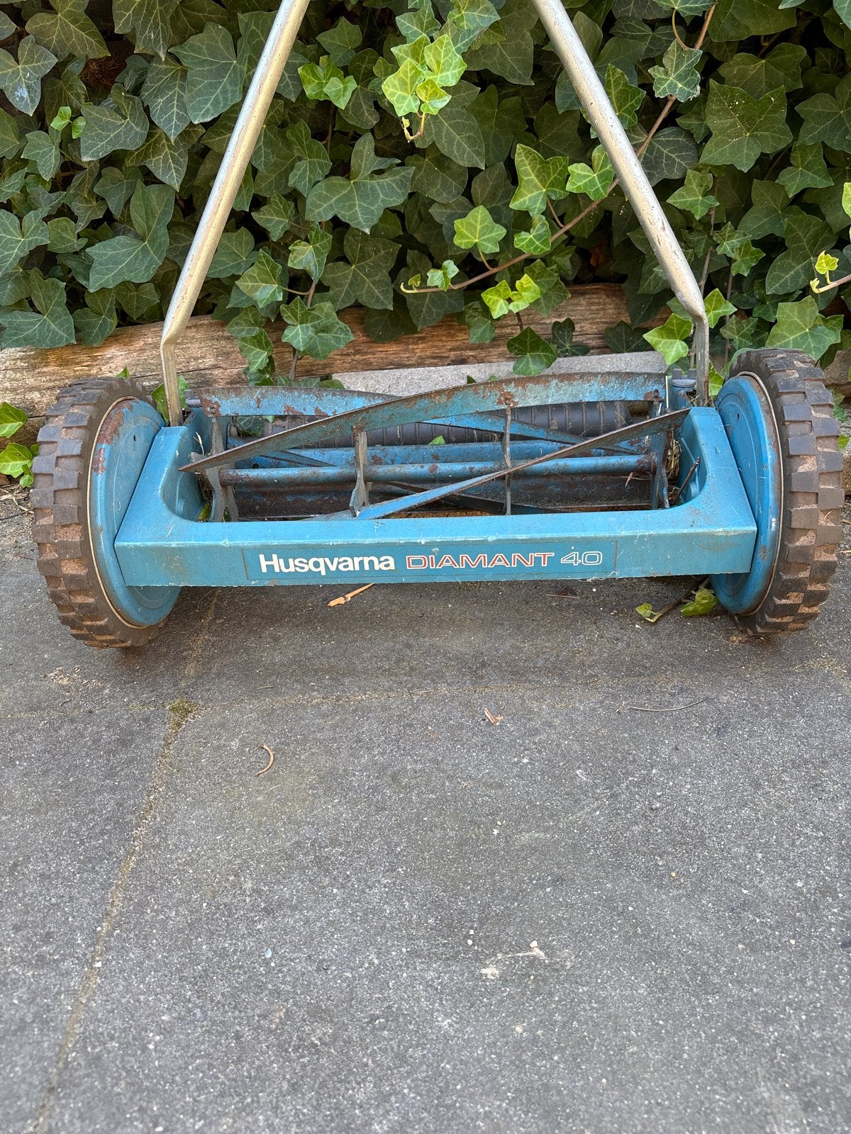 Husqvarna Diamant 40 Handgrasmaaier - Vintage Model, Ophalen, Gebruikt, Handgrasmaaier, 40 t/m 49 cm