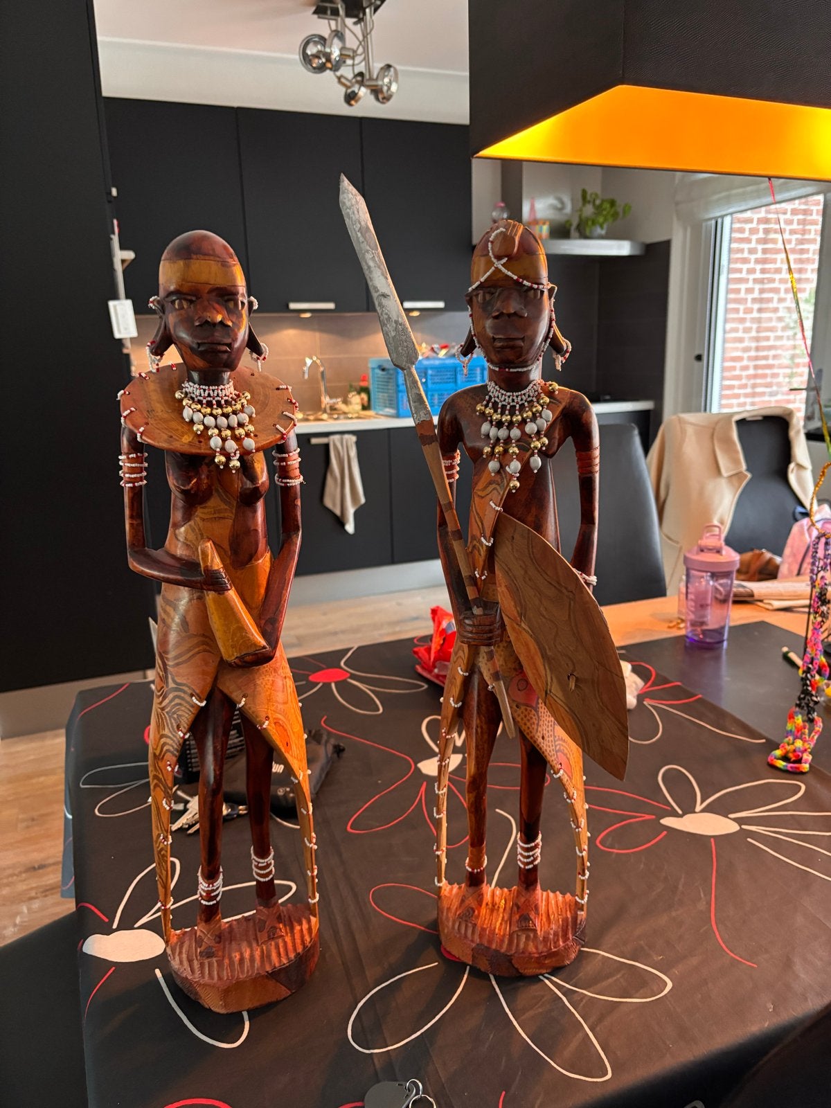 Set handgesneden Afrikaanse houten beelden, Antiek en Kunst, Bruin, Afrika, Ophalen, Hout
