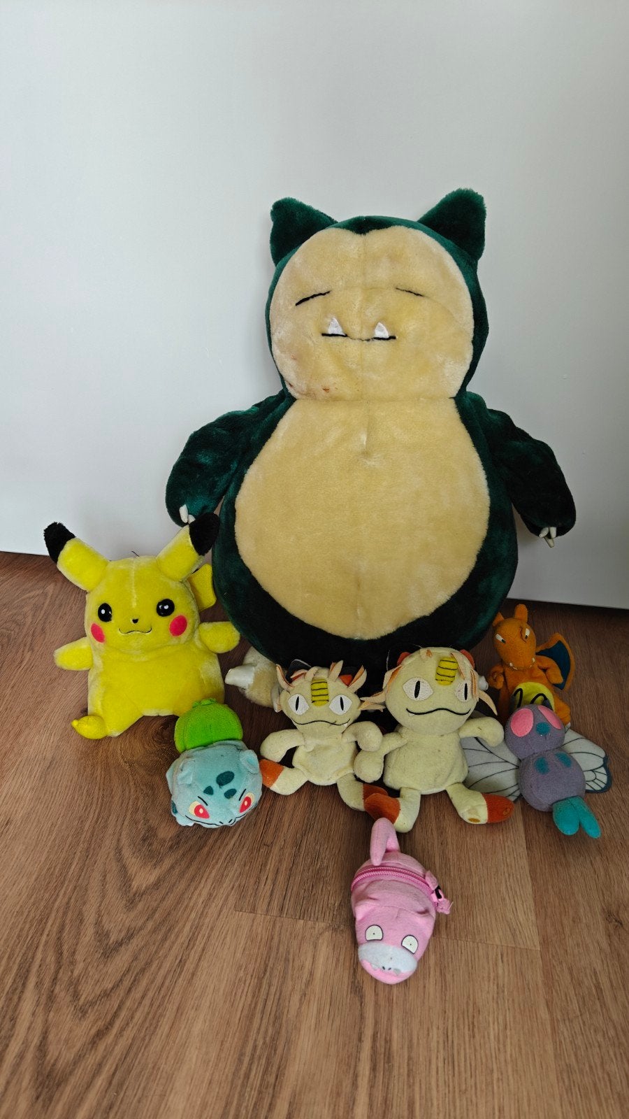 Pokémon knuffels: Snorlax, Pikachu, Bulbasaur, Meowth, Kinderen en Baby's, Ophalen, Gebruikt, Overige merken, Geel