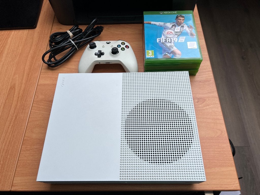 Xbox One S - 1 TB, Spelcomputers en Games, Gebruikt, Xbox One S, Ophalen of Verzenden, 1 TB