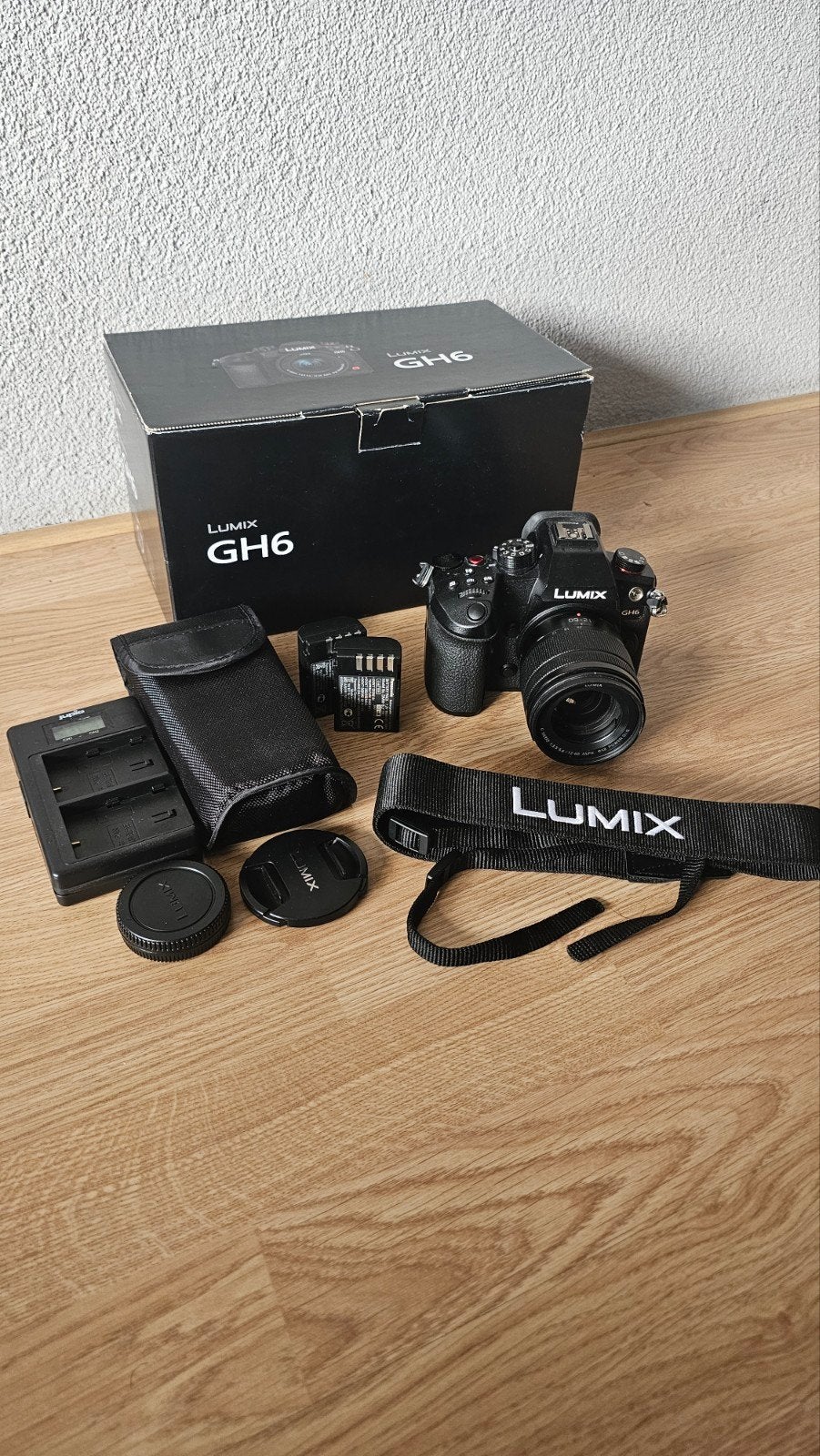 Panasonic Lumix GH6  (Inclusief accessoires), Audio, Tv en Foto, Fotocamera's Digitaal, Ophalen, Zo goed als nieuw, Spiegelreflex