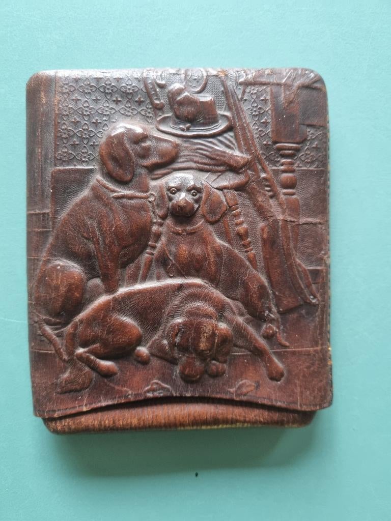 Vintage leren etui met jachthonden relief, Verzenden