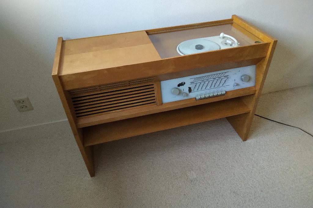 Braun vintage audiomeubel, Audio, Tv en Foto, Ophalen, Gebruikt, Minder dan 40 cm, Overige merken