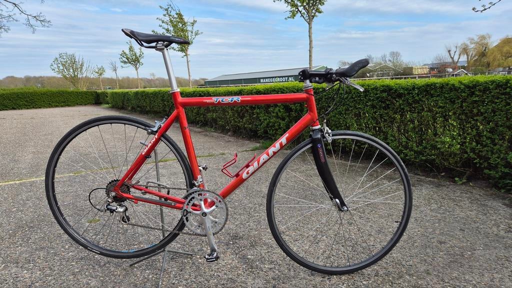 Retro Giant racefiets met recht MTB stuur, Fietsen en Brommers, Fietsen | Racefietsen, Ophalen of Verzenden