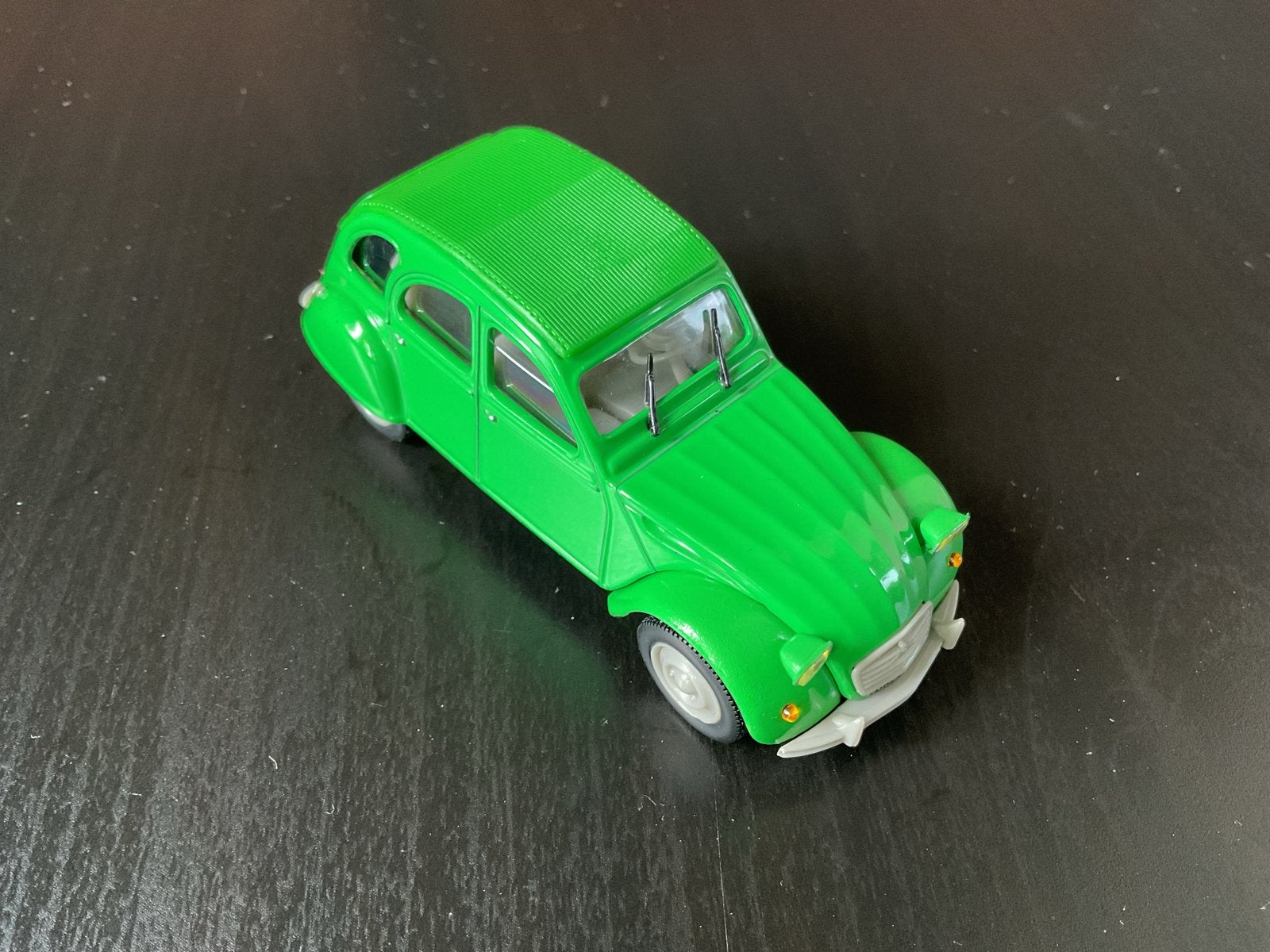 Norev, Hachette, Groene Citroën 2CV modelauto, Hobby en Vrije tijd, Ophalen of Verzenden, Zo goed als nieuw, Auto, Norev