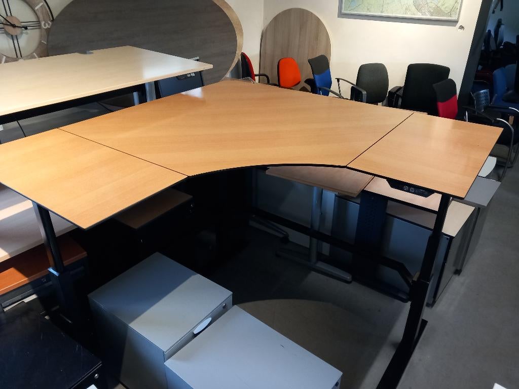 Zit/ sta hoekbureau 160/160 elektrisch, Ophalen, Elektrisch, Gebruikt, -