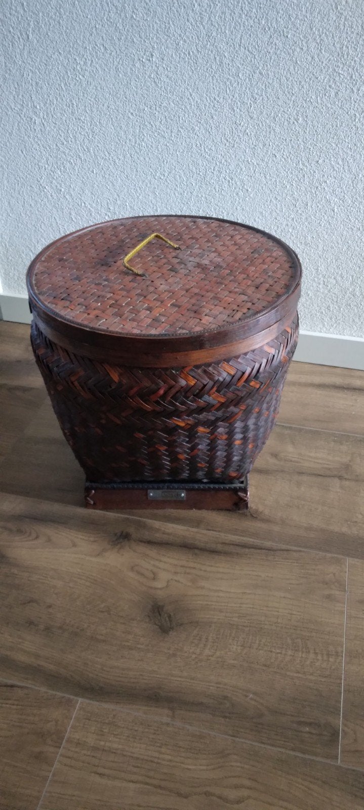 Gevlochten mand met deksel - Lifestyle Home Collection, Ophalen, Gebruikt, Bruin, Natuurlijk materiaal