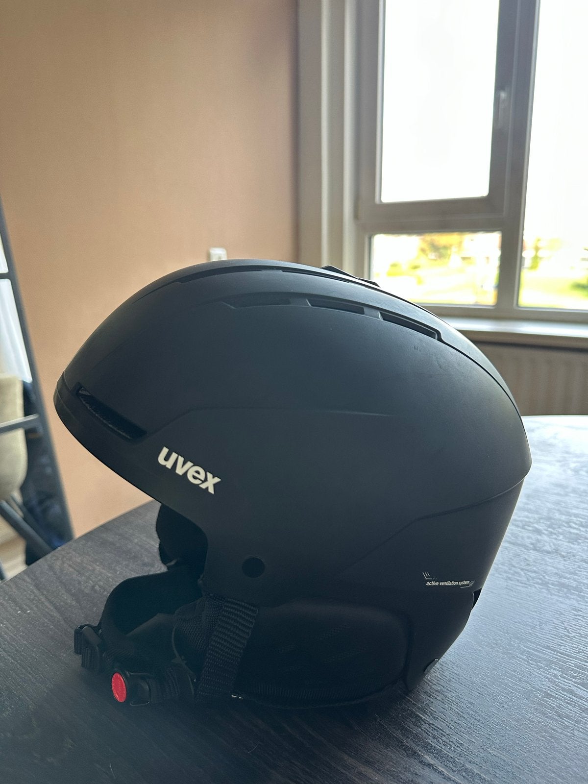 Uvex skihelm  Zwart maat 58-62., Overige merken, Overige typen, Ophalen of Verzenden, Zo goed als nieuw