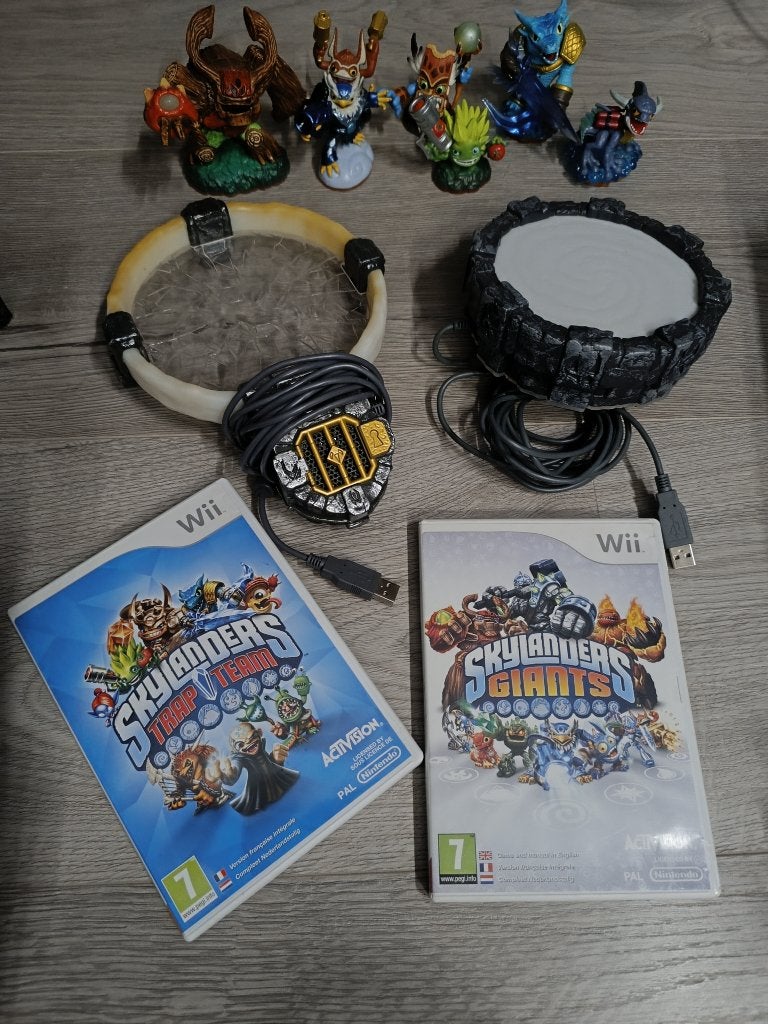 Skylanders Wii 2 Sets - Giants + Trap Team - flinke set, Avontuur en Actie, Gebruikt, 2 spelers, Ophalen of Verzenden
