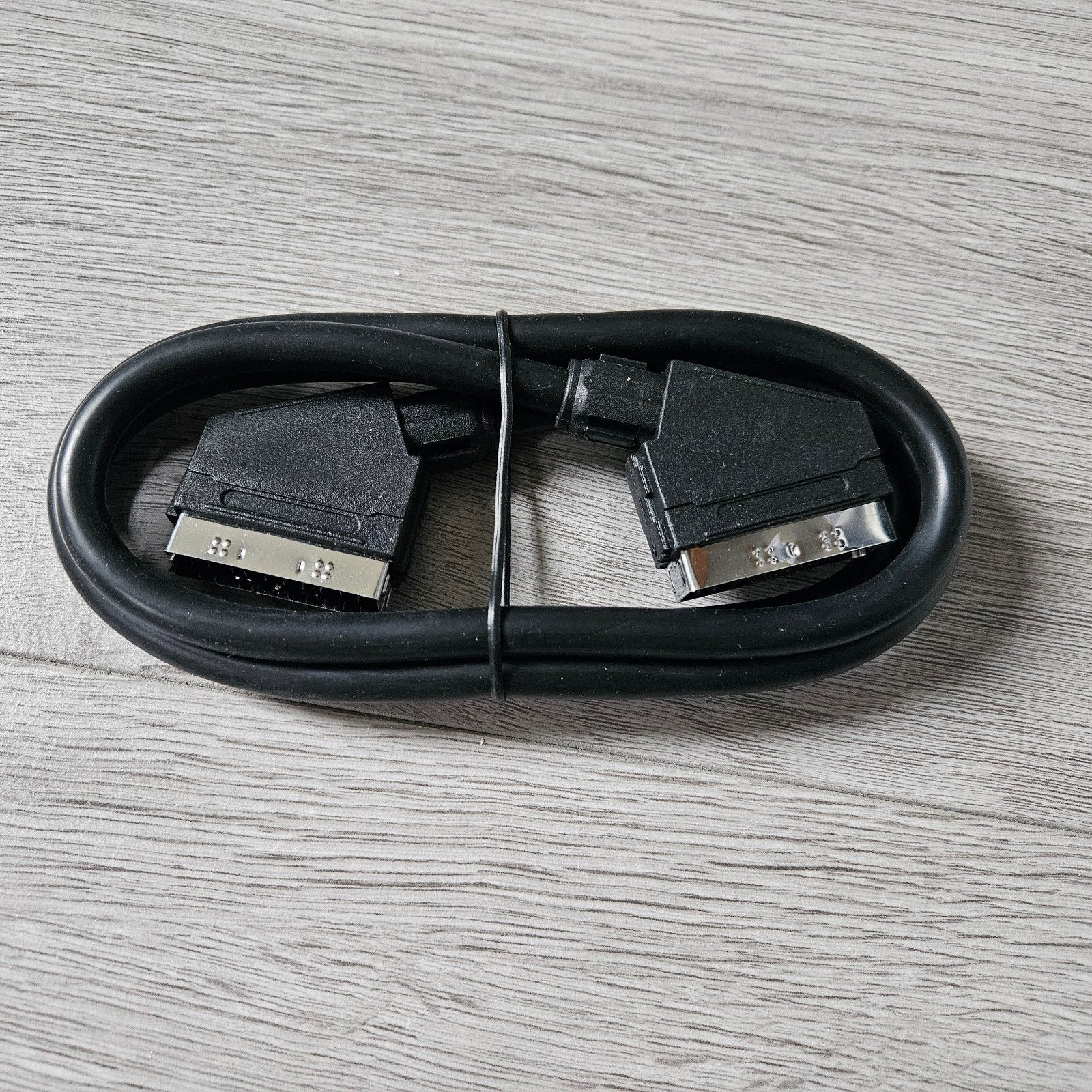 Nieuwe Scartkabel - Hoge Kwaliteit Audio/Video Connectie, Audio, Tv en Foto, Audiokabels en Televisiekabels, Ophalen of Verzenden