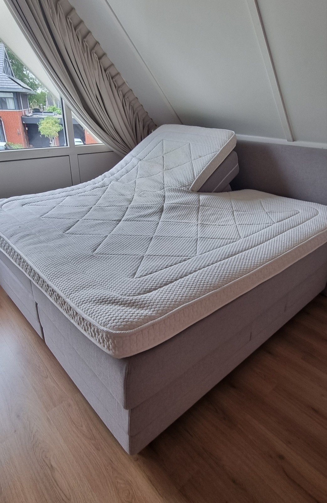 Swiss Sense boxspring 180x200 elektrisch verstelbaar, Ophalen, Gebruikt, Tweepersoons, 180 cm
