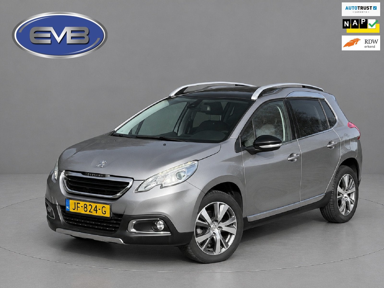 Peugeot 2008 1.2 PureTech Féline, afneembare trekhaak, pano