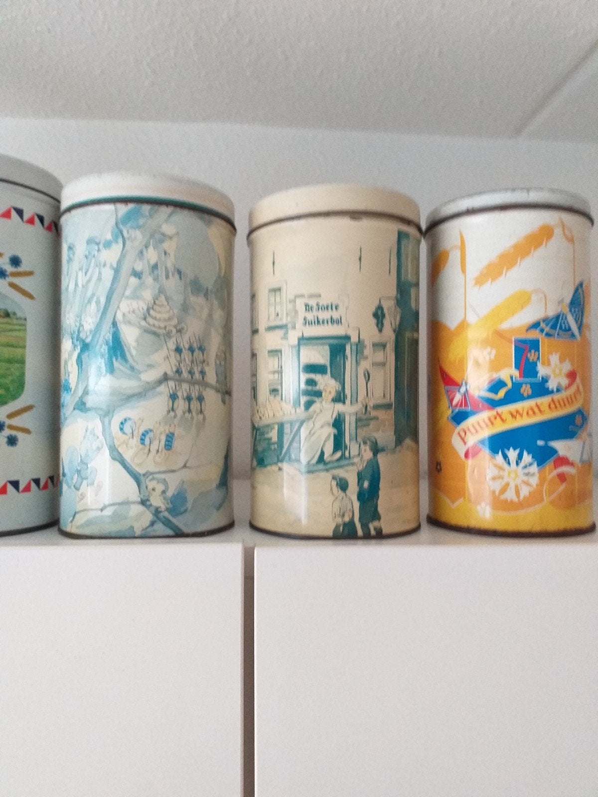 beschuitbussen, Ophalen, Overige