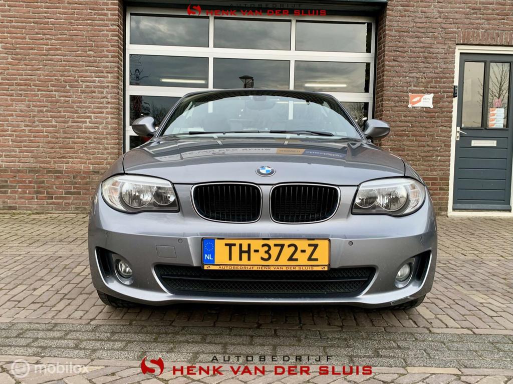 BMW 1-serie Cabrio 118i High Executive, Euro 5, Achterwielaandrijving, Cabriolet, 4 stoelen