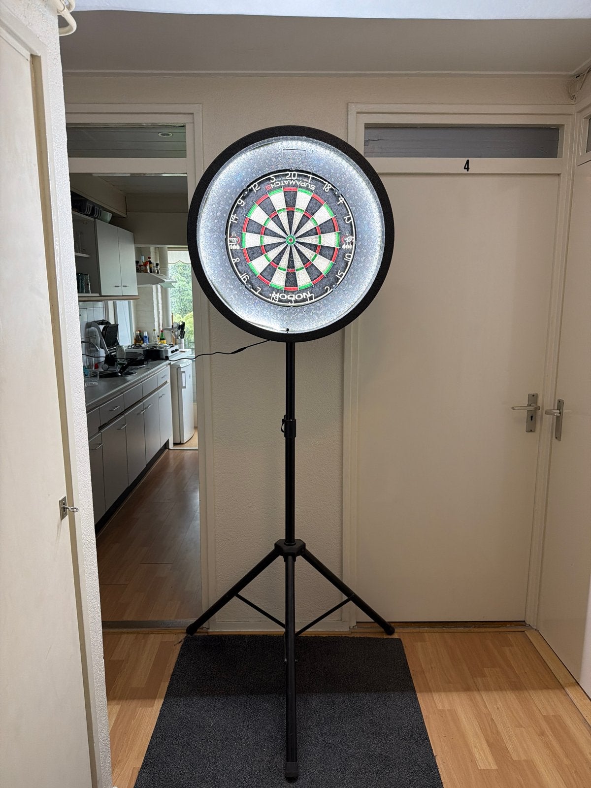 Darts set: Bulls Surround, Nodor Supamatch 5, Lumo XL licht, Sport en Fitness, Darts, Ophalen, Zo goed als nieuw, Dartbord