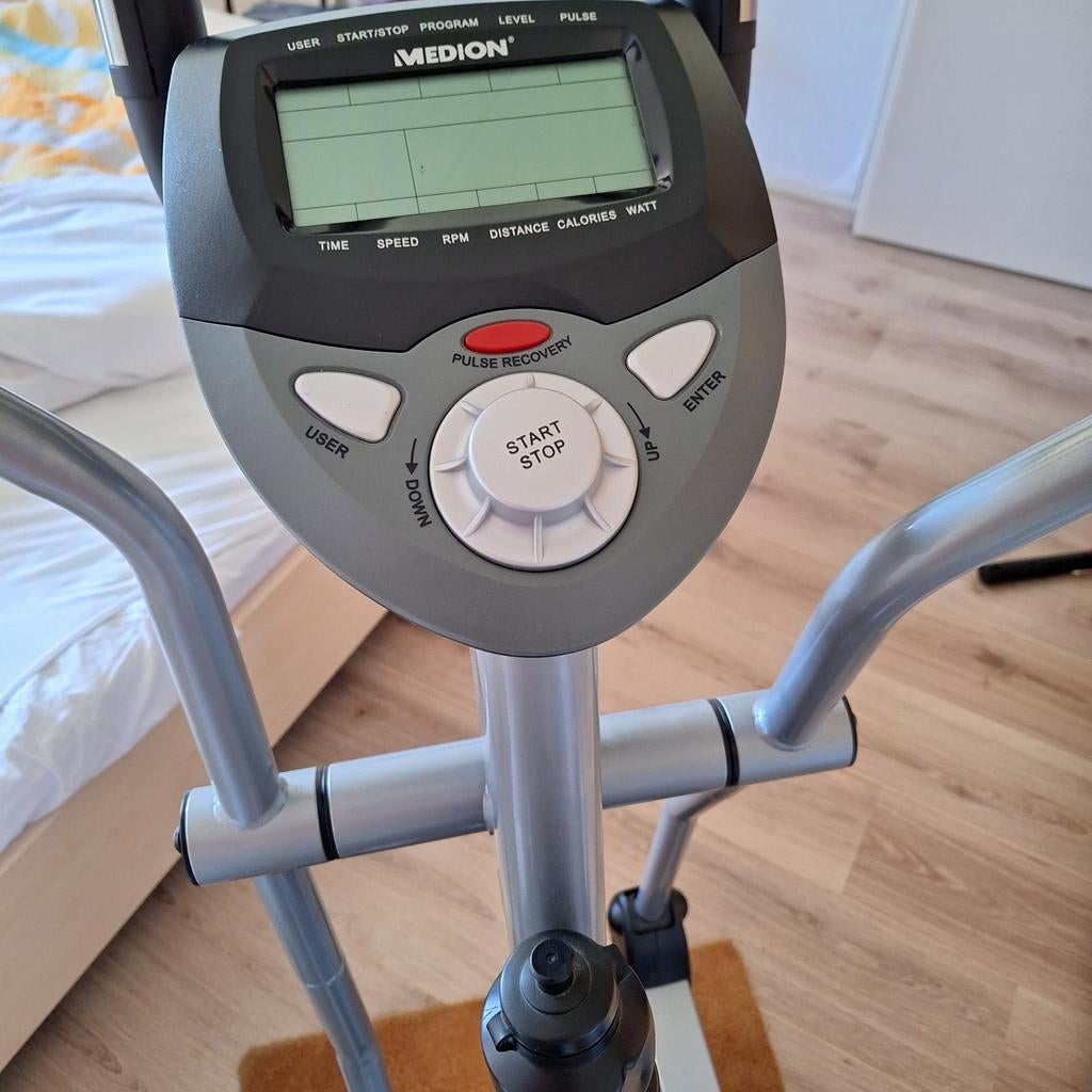 Medion Crosstrainer - Defect (computerkabel), Sport en Fitness, Ophalen, Gebruikt, Crosstrainer