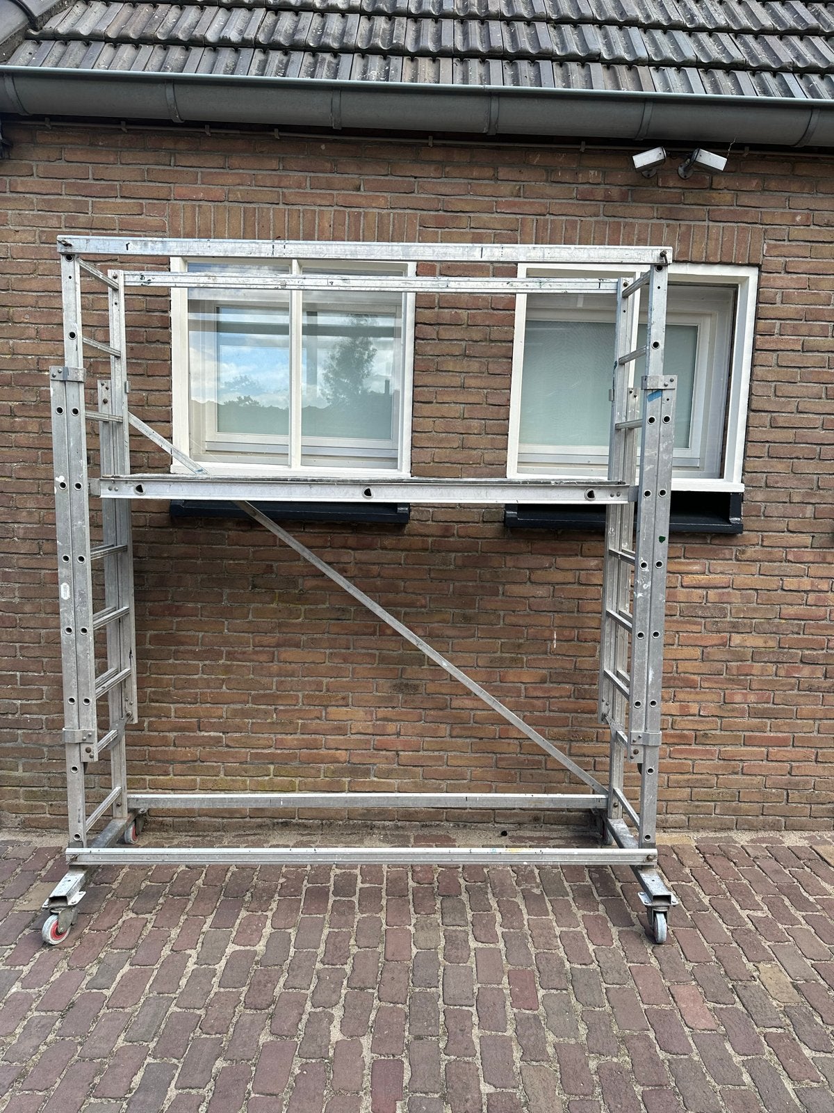 Altrex Kamersteiger - Handig en Compact, Doe-het-zelf en Verbouw, Steigers, Ophalen, Gebruikt, Rolsteiger of Kamersteiger, 2 tot 5 meter