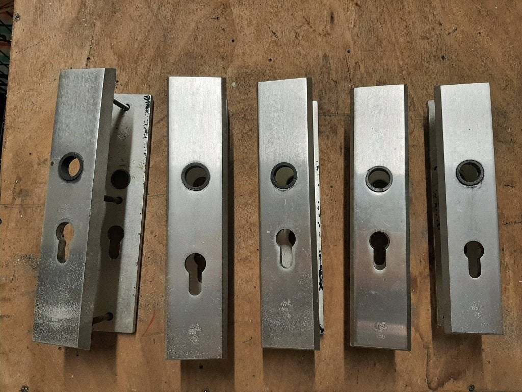 Veligheidbeslag voor buitendeur 5 euro per set, Ophalen, Gebruikt, Buitendeur, Minder dan 200 cm