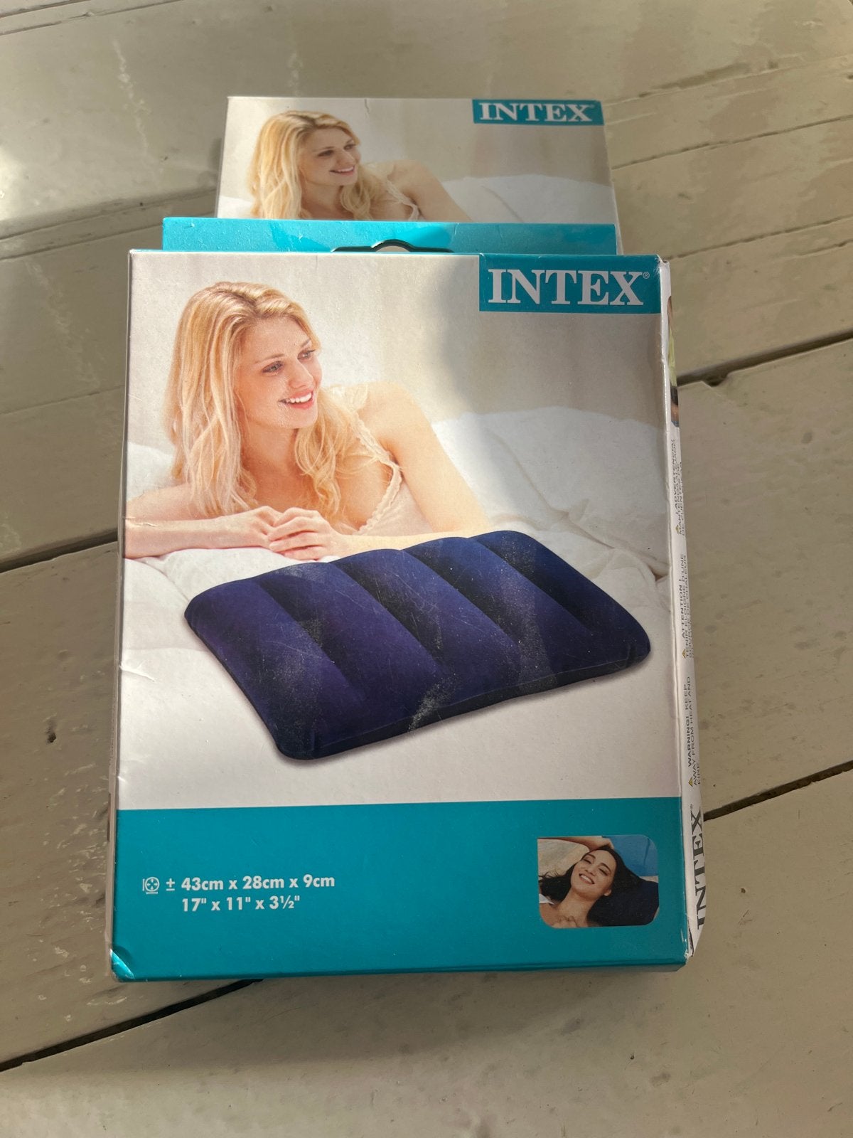 2 x intex opblaasbaar kussen - reizen en kamperen, Ophalen of Verzenden, Nieuw