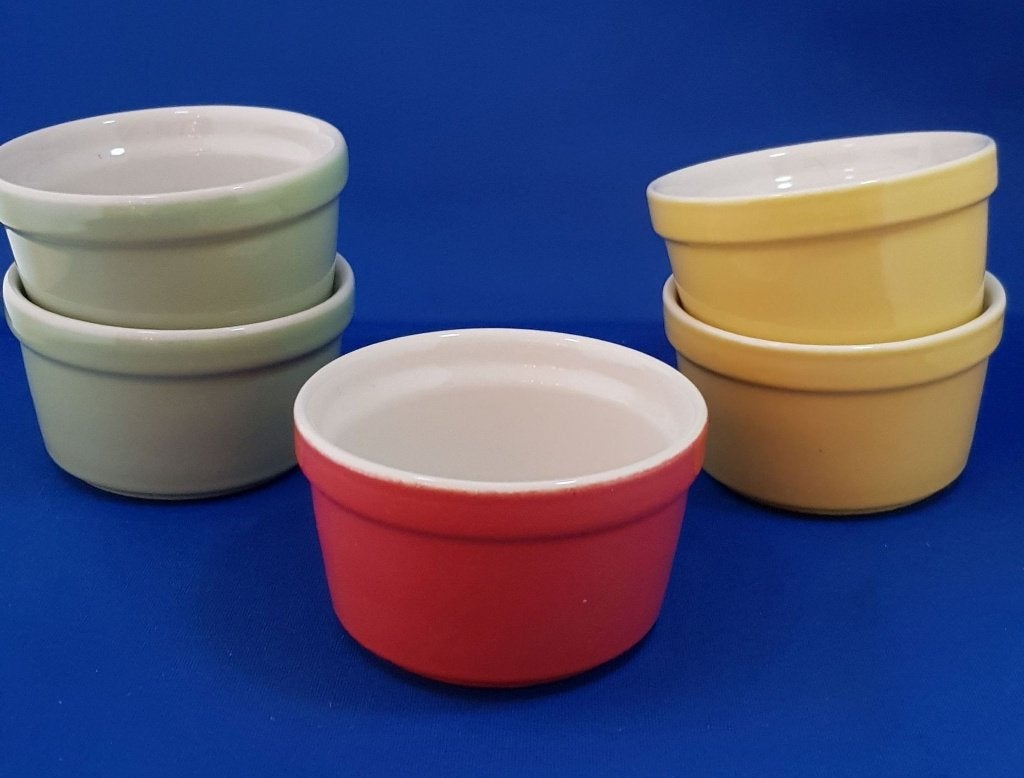 Mama Cuchina ovenschaaltjes pastel tinten, 5 stuks. 3A42, Huis en Inrichting, Keuken | Keukenbenodigdheden, Gebruikt, Ophalen of Verzenden