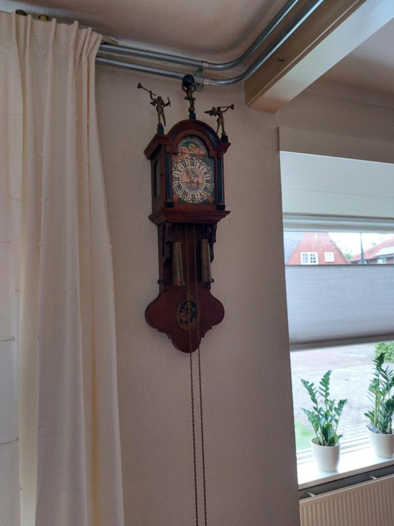 Klok, Ophalen of Verzenden