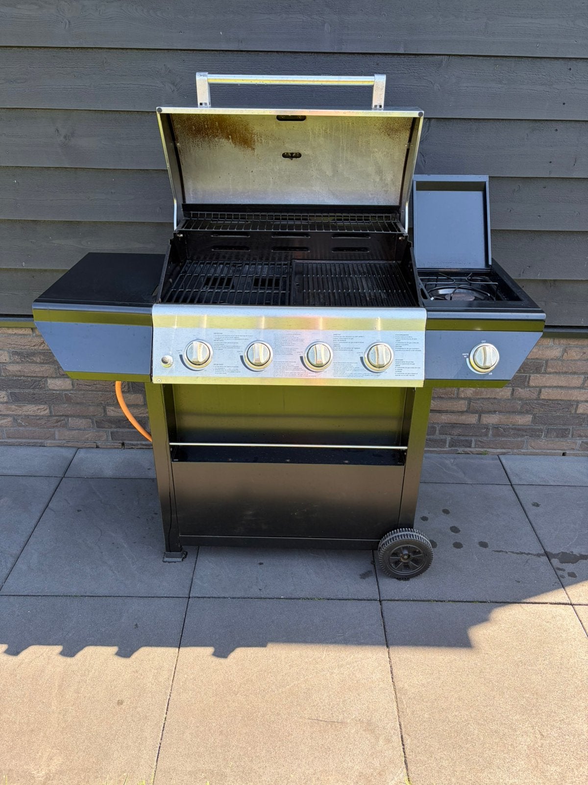 Bbq gril en bakplaat plus kookpit, Ophalen, Zo goed als nieuw