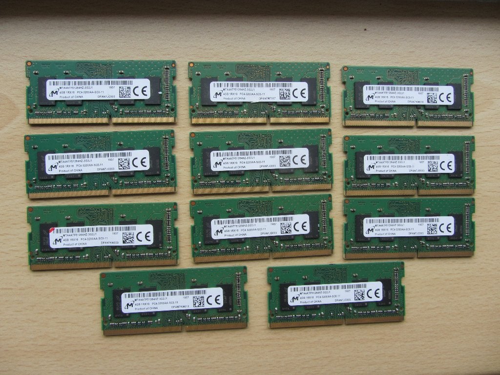 11x Micron 4GB PC4-25600 DDR4-3200MHz non-ECC Unbuffered CL2, Computers en Software, DDR4, Ophalen of Verzenden, Zo goed als nieuw