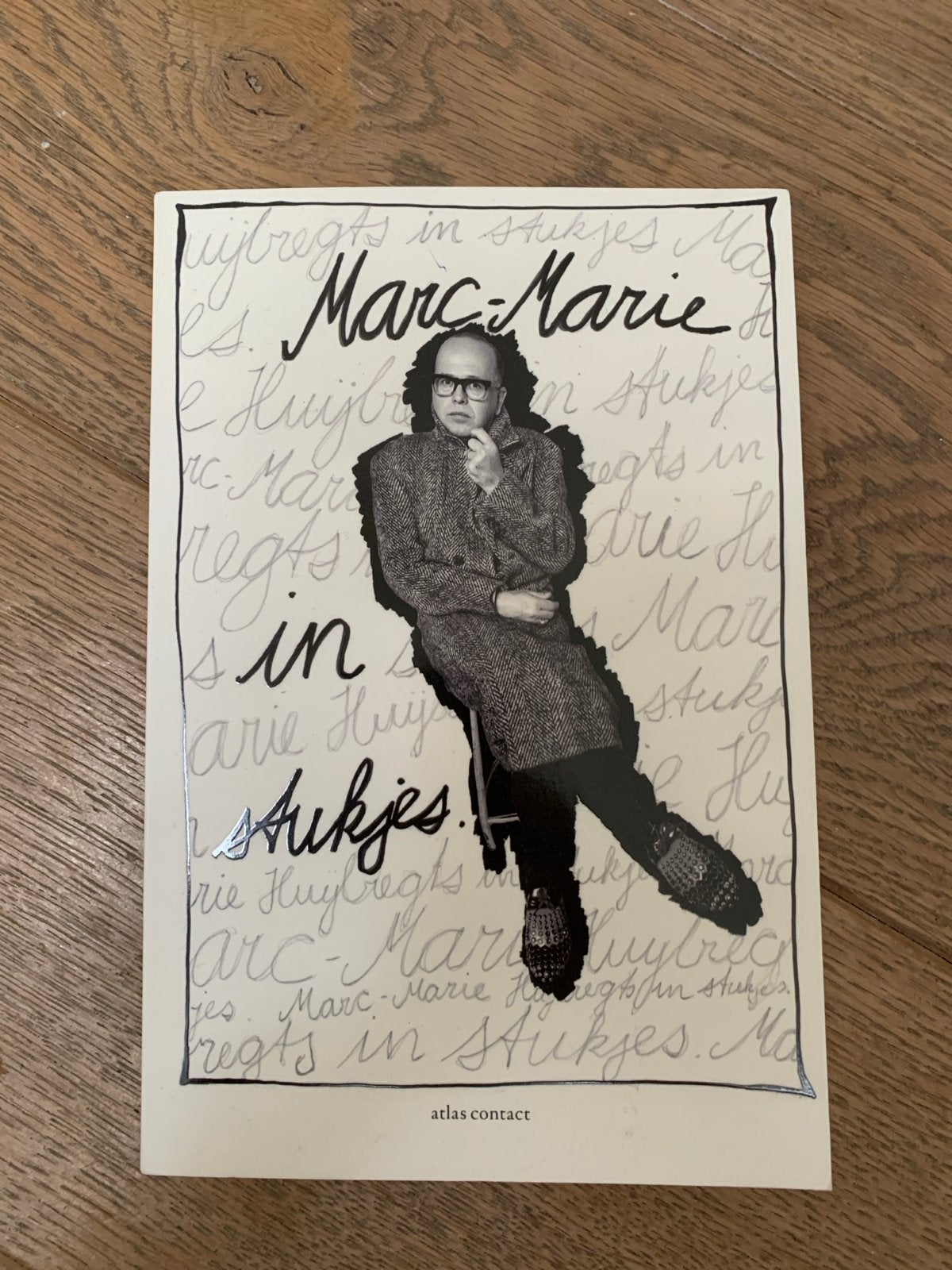 Marc-Marie Huijbregts in stukjes - Boek, Ophalen of Verzenden, Gelezen, Nederland