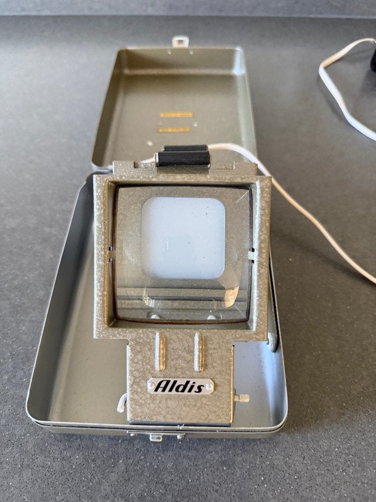 Aldis dia- en negatieven kijker uit de jaren 50, Ophalen of Verzenden, Gebruikt, Met scherm