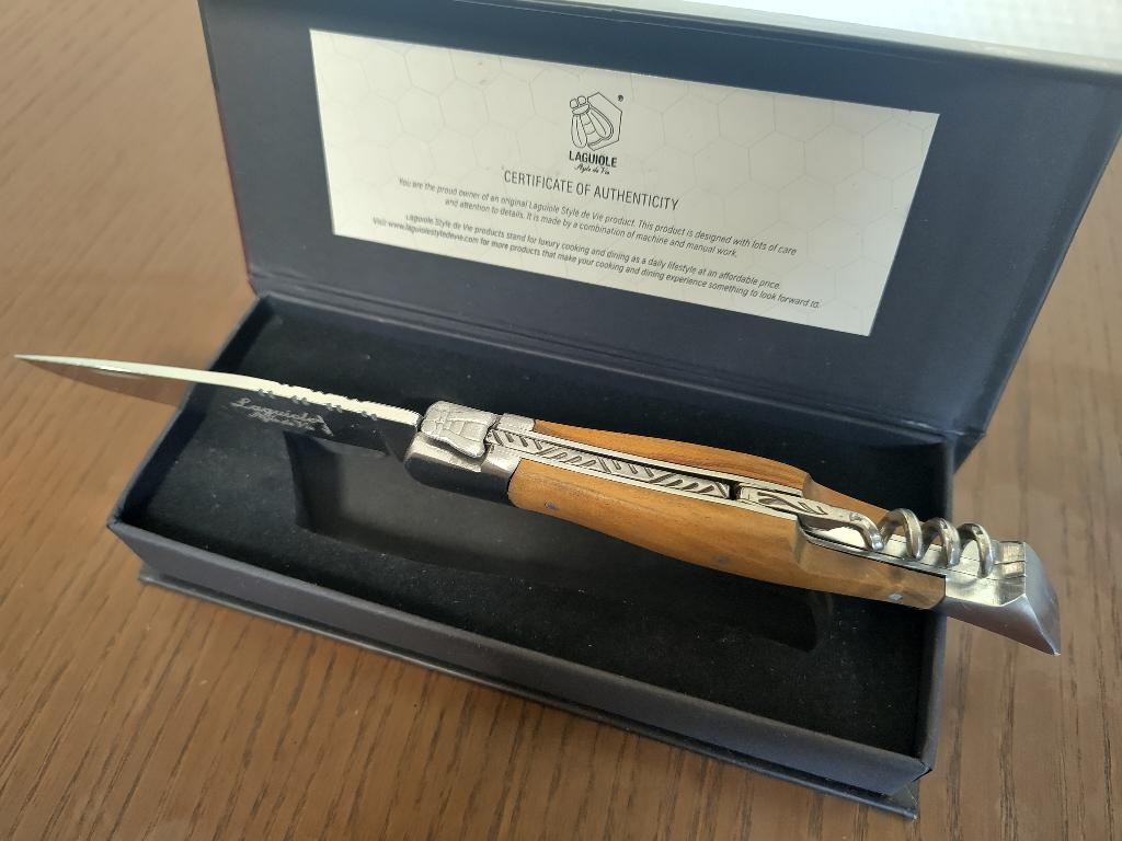 laguiole mes met kurkentrekker olijfhout, Antiek en Kunst, Antiek | Gereedschap en Instrumenten, Ophalen of Verzenden