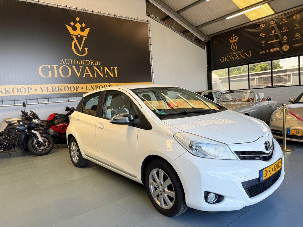 Toyota Yaris 1.0 VVT-i Trend INRUIL MOGELIJK, Euro 5, 750 kg, Wit, Origineel Nederlands
