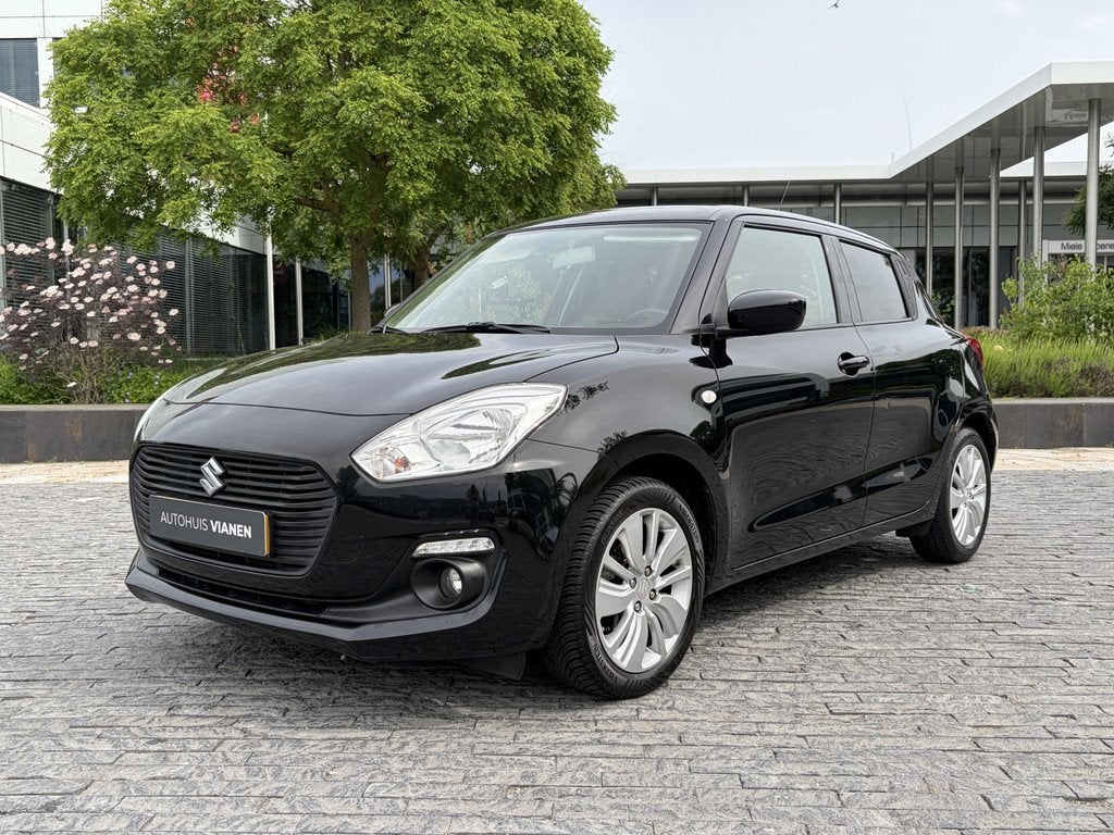 Suzuki Swift 1.2 Select / Automaat / Trekhaak / Camera / Dea, Auto's, Stof, Gebruikt, 4 cilinders, 400 kg