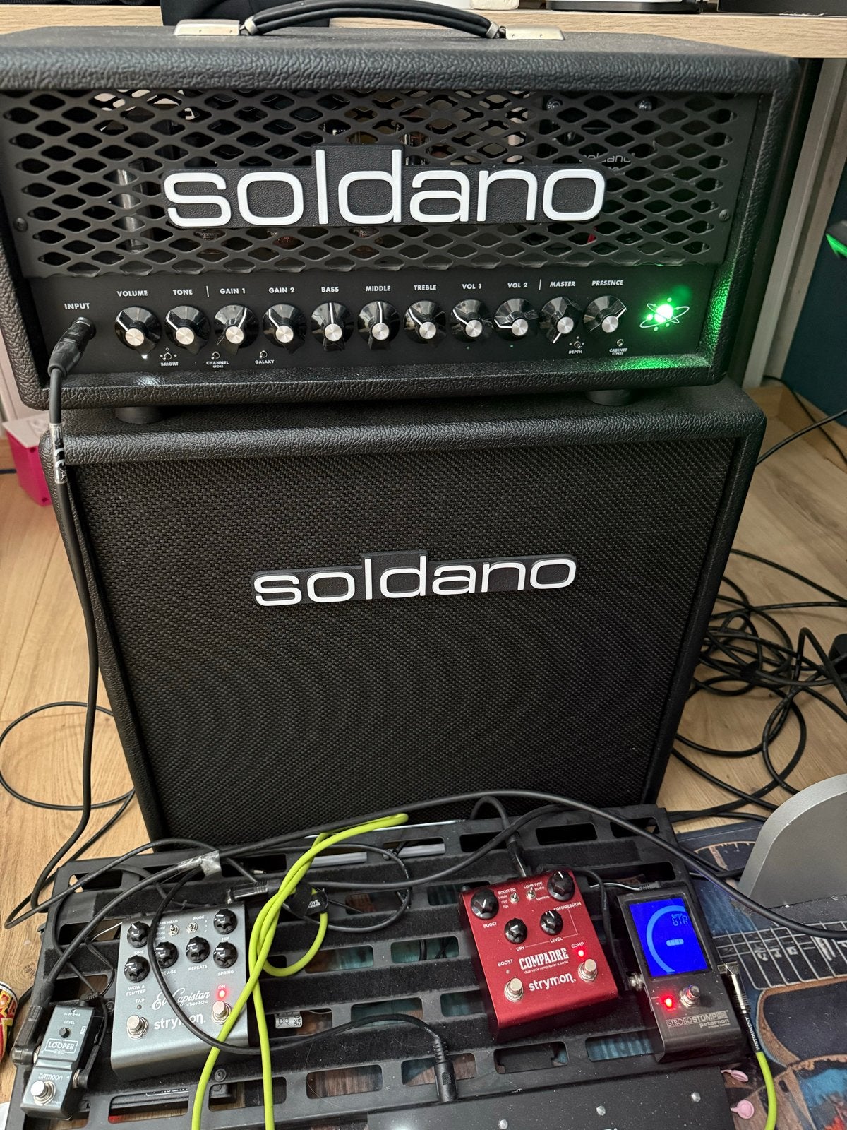 Soldano Astro-20 Gitaarversterker Top en Cabinet, Ophalen, Zo goed als nieuw, Gitaar, Minder dan 50 watt