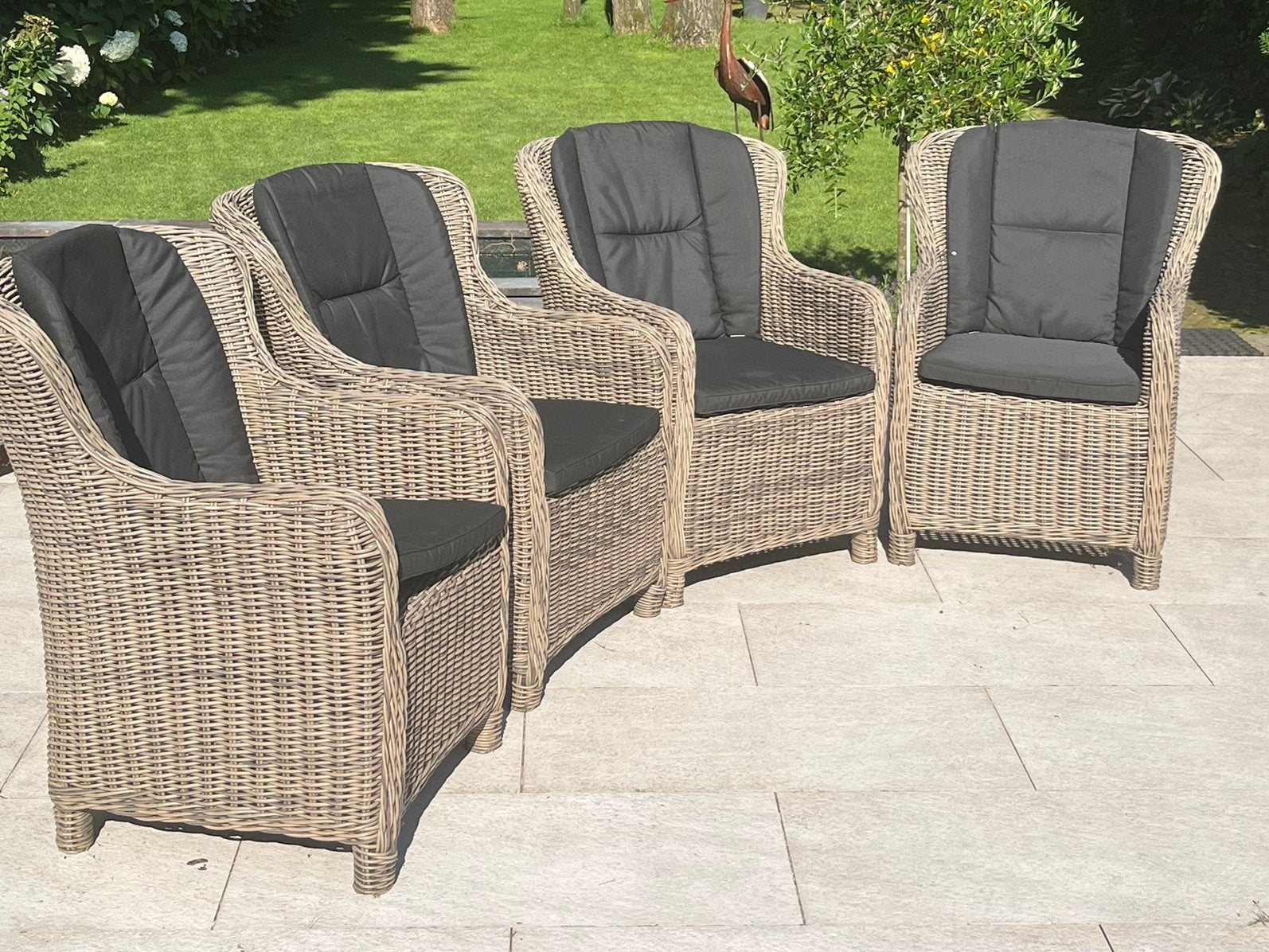 4x B7 Club wicker tuinstoelen incl. zwarte kussens, Tuin en Terras, Tuinstoelen, Ophalen, Gebruikt, Wicker